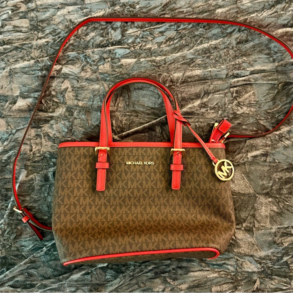 Michael Kors Red and Brown Shoulder Bag - Picture 2 of 2